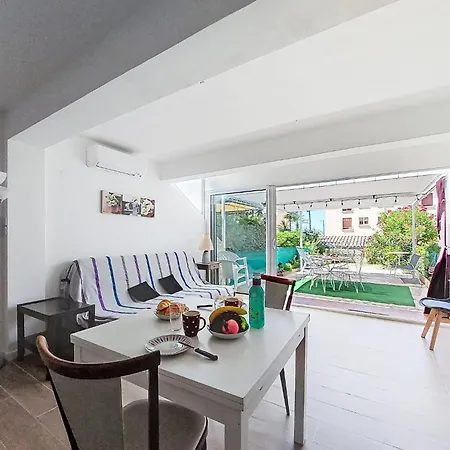L'etoile De La By Interhome Lägenhet